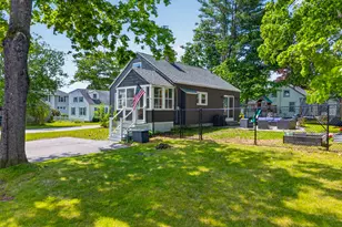 8 Somerset Ave, Old Orchard Beach, ME 04064 - Photo 32