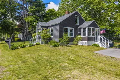 8 Somerset Avenue, Old Orchard Beach, ME 04064 - Photo 2