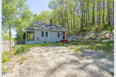 56 Bow Street, Freeport, ME 04032 - Photo 2