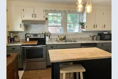 32 Gillander Avenue, Auburn, ME 04210 - Photo 2