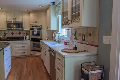 7 Bornheimer Place, Scarborough, ME 04074 - Photo 6