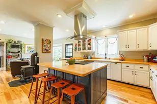 18 Trim St, Camden, ME 04843 - Photo 16