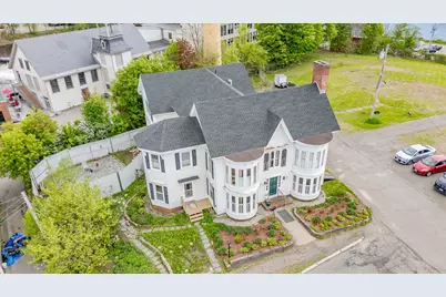 8 Monument Square, Dover Foxcroft, ME 04426 - Photo 4