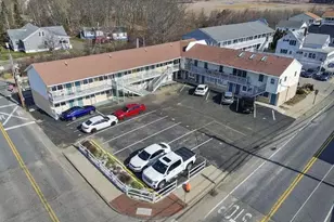 78 E Grand Ave, Old Orchard Beach, ME 04064 - Photo 2