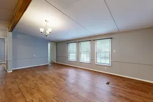 109 Upper St, Turner, ME 04282 - Photo 8