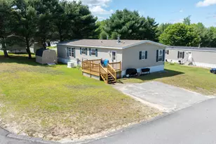 20 Purington Ave, Mechanic Falls, ME 04256 - Photo 1