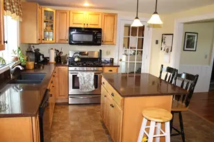 381 Highland Ave, Gardiner, ME 04345 - Photo 6