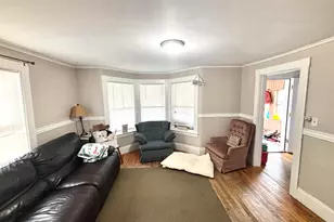 94 Lincoln St, Millinocket, ME 04462 - Photo 8