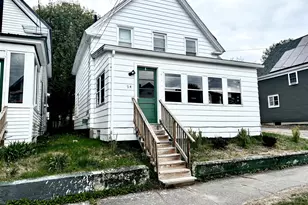 94 Lincoln St, Millinocket, ME 04462 - Photo 2