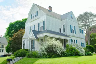 12 Lincoln St, Rockland, ME 04841 - Photo 1