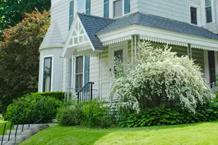 12 Lincoln St, Rockland, ME 04841 - Photo 2