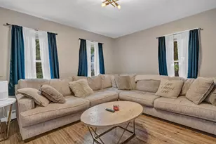 26 Island Ave, Orono, ME 04473 - Photo 4
