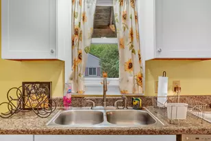 26 Island Ave, Orono, ME 04473 - Photo 10