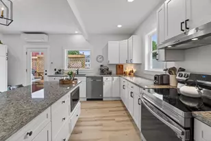 10 Salem Ct, Bangor, ME 04401 - Photo 8