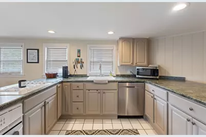 16-18 Cumberland Avenue #4, Portland, ME 04101 - Photo 10