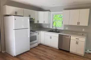 40 Lakeview Dr, Oakland, ME 04963 - Photo 2