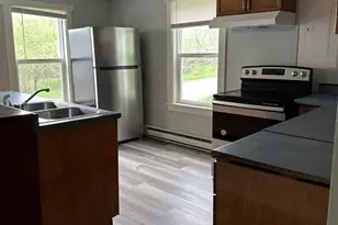 23 Water St, Machias, ME 04654 - Photo 4