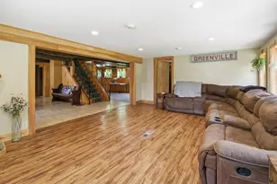574 Canaan Rd, Skowhegan, ME 04976 - Photo 8