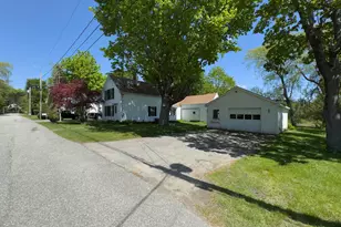 17 Georges St, Thomaston, ME 04861 - Photo 2