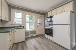 31 Boston Ave, Lewiston, ME 04240 - Photo 16