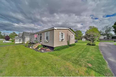 32 Green Street, Houlton, ME 04730 - Photo 50