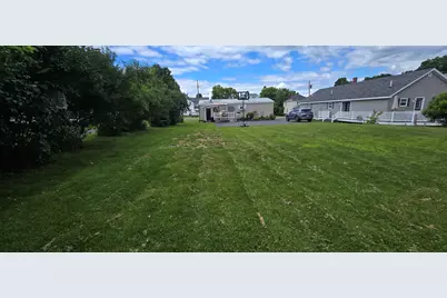 32 Green Street, Houlton, ME 04730 - Photo 20