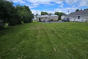 32 Green St, Houlton, ME 04730 - Photo 20