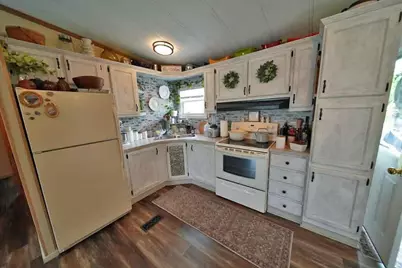 32 Green Street, Houlton, ME 04730 - Photo 8