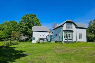 946 US Route 2 W, Dixfield, ME 04224 - Photo 10