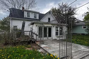 45 Pine St, Bucksport, ME 04416 - Photo 10