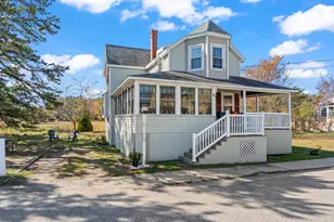 17 Randall Ave, Old Orchard Beach, ME 04064 - Photo 2