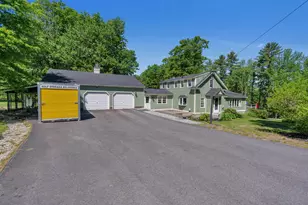 362 Gray Rd, Falmouth, ME 04105 - Photo 2