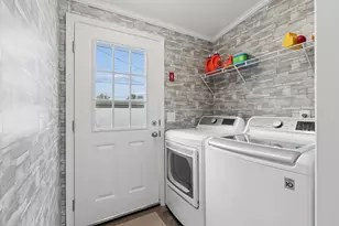 11 Ofarrell St, Topsham, ME 04086 - Photo 10