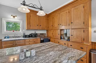 114 N Main St, Pittsfield, ME 04967 - Photo 18