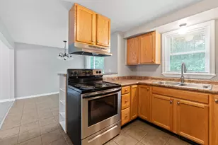 407 Lisbon St, Lisbon, ME 04250 - Photo 10