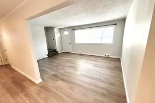 409 Lisbon St, Lisbon, ME 04250 - Photo 10