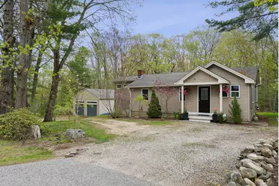 332 Portland Street, Yarmouth, ME 04096 - Photo 2