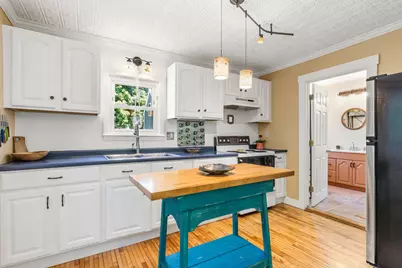 9 Cottage Place, Westbrook, ME 04092 - Photo 12