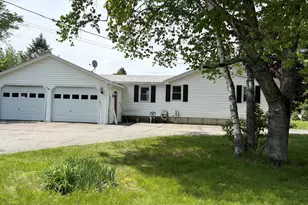 2 Sunrise Cir, Augusta, ME 04330 - Photo 2