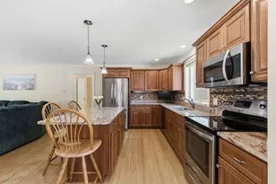 6 Berry Ln, Biddeford, ME 04005 - Photo 22