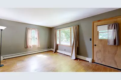 390 Webster Street, Lewiston, ME 04240 - Photo 10