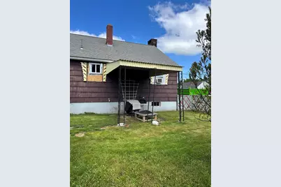 6 Holy Family Street, Lewiston, ME 04240 - Photo 2