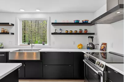 8 Mast Road, Scarborough, ME 04074 - Photo 16