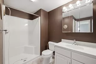 14 Hampton Glen Dr, Kennebunk, ME 04043 - Photo 2