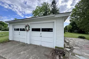 136 North Ave, Skowhegan, ME 04976 - Photo 6