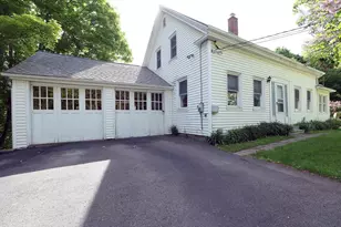 28 Greenville St, Hallowell, ME 04347 - Photo 2