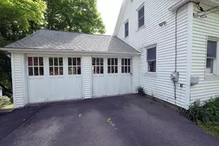 28 Greenville St, Hallowell, ME 04347 - Photo 14