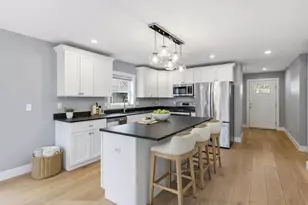 9 Cole St, South Portland, ME 04106 - Photo 4