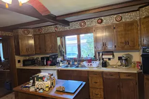 28 Dyer St, Presque Isle, ME 04769 - Photo 8