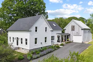492 W Elm St, Yarmouth, ME 04096 - Photo 2